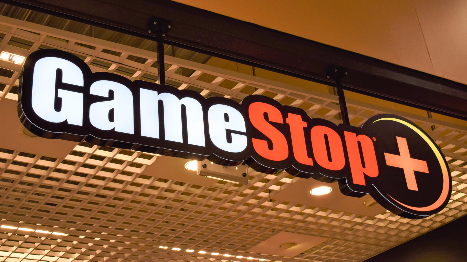 GameStop 首席执行官因销售额下降而被解雇